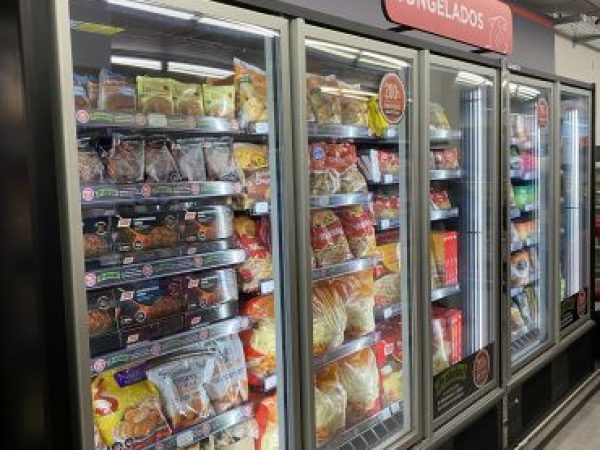 Vertikalne vitrine Clio 2.0 BT