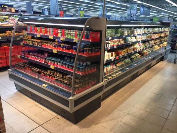 Poluvertikalne vitrine Euro Madeira