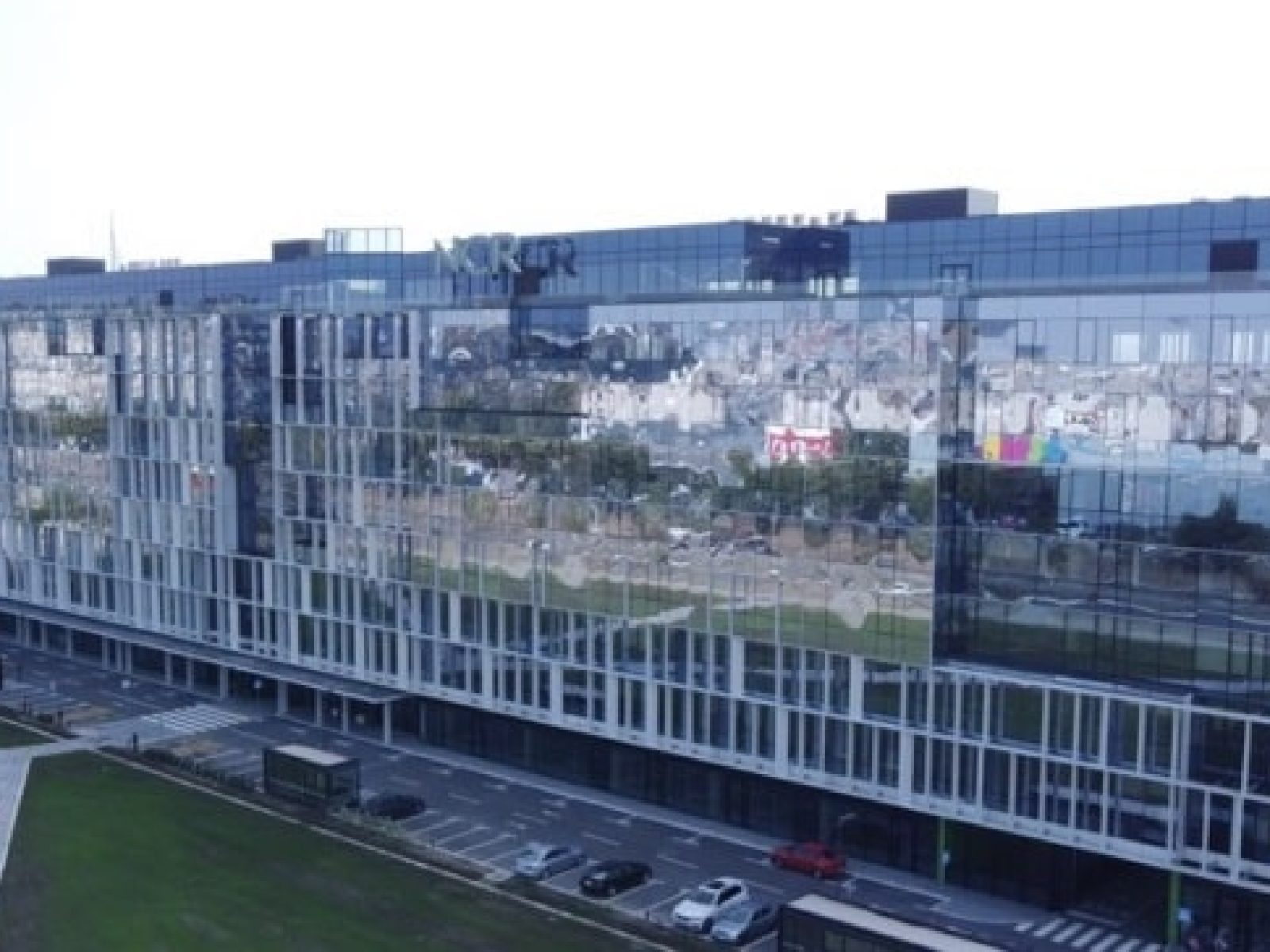 Business campus klimatizacija